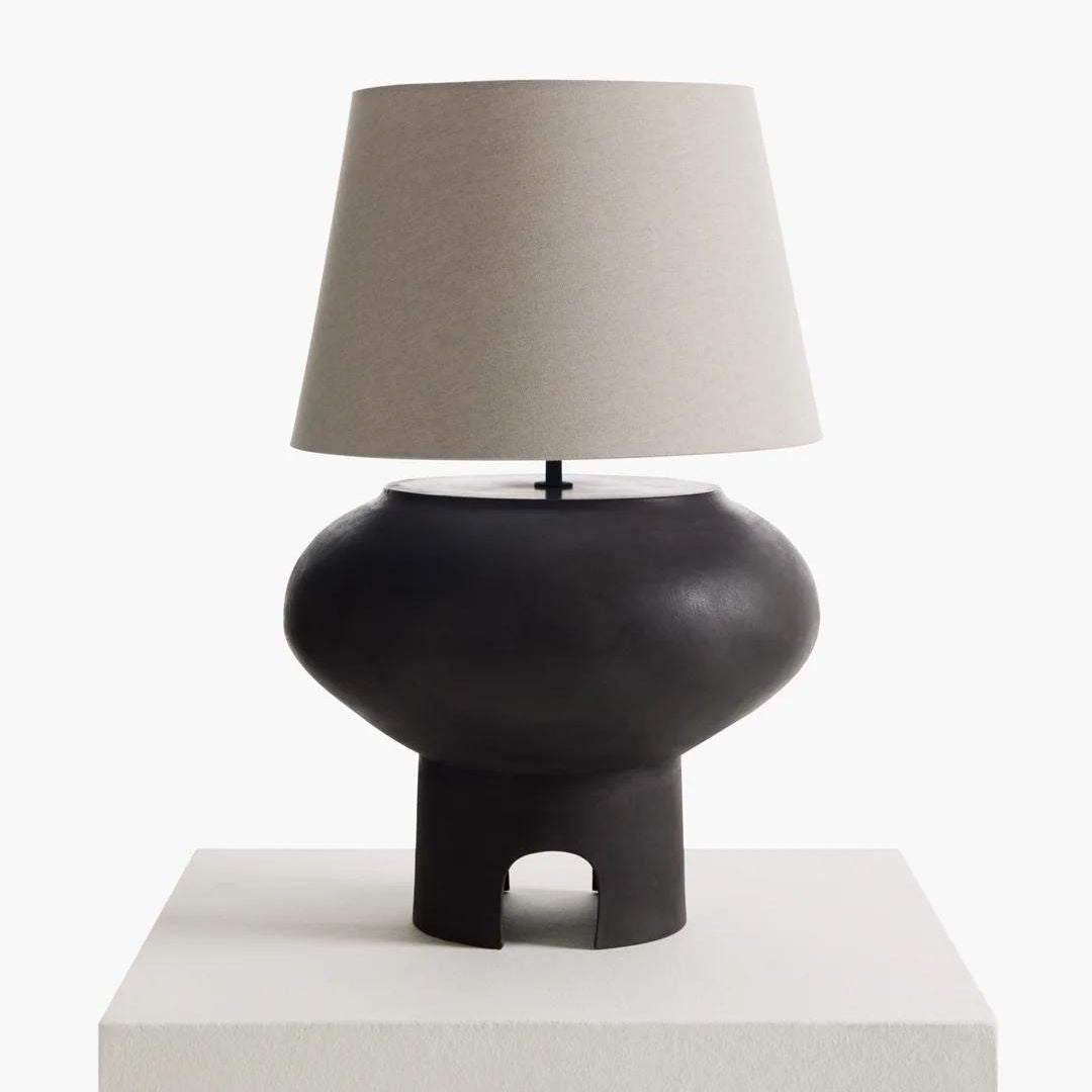 Arch Table lamp black.jpg