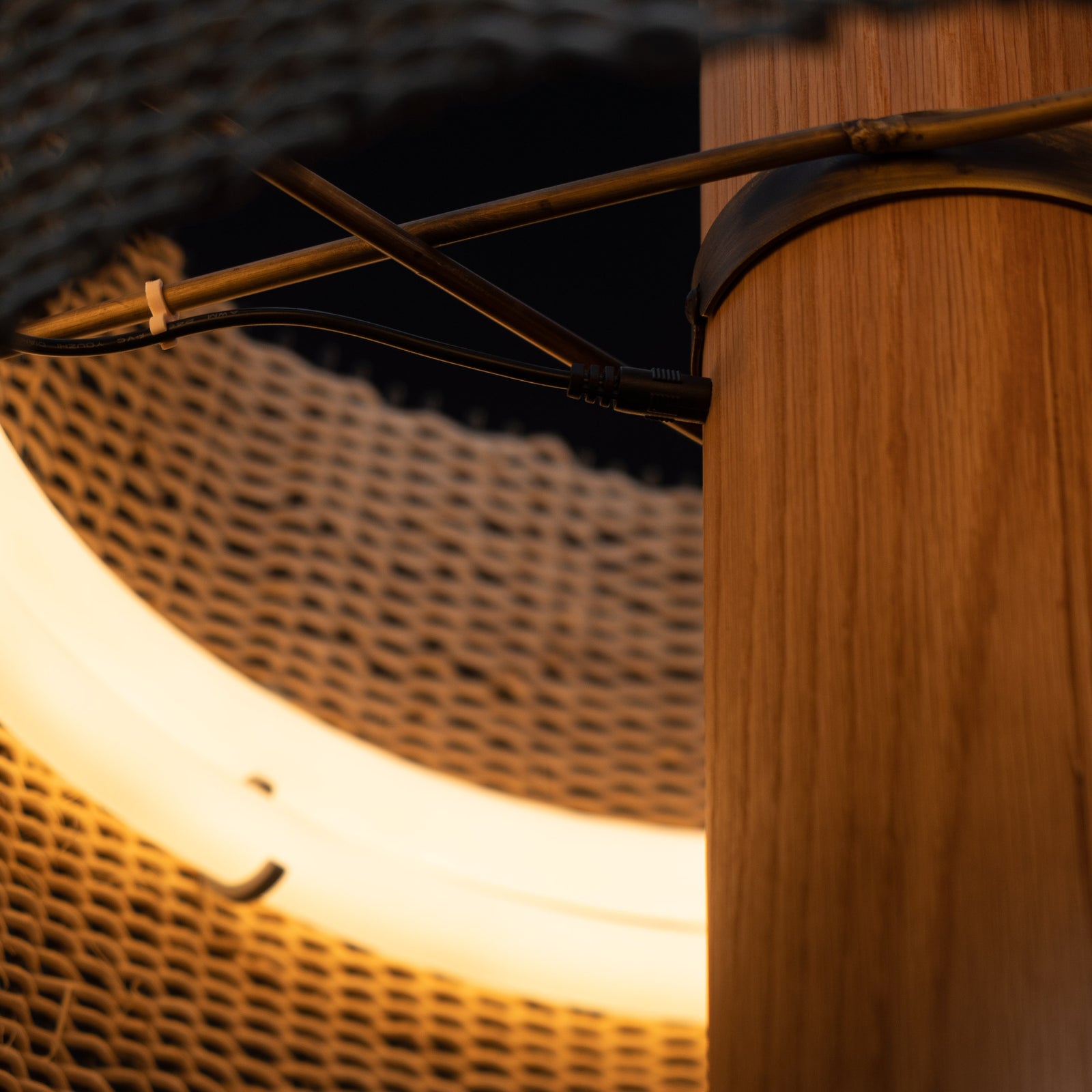 Arkivio_Lukiwe_Senga_Standing_Lamp_4.jpg