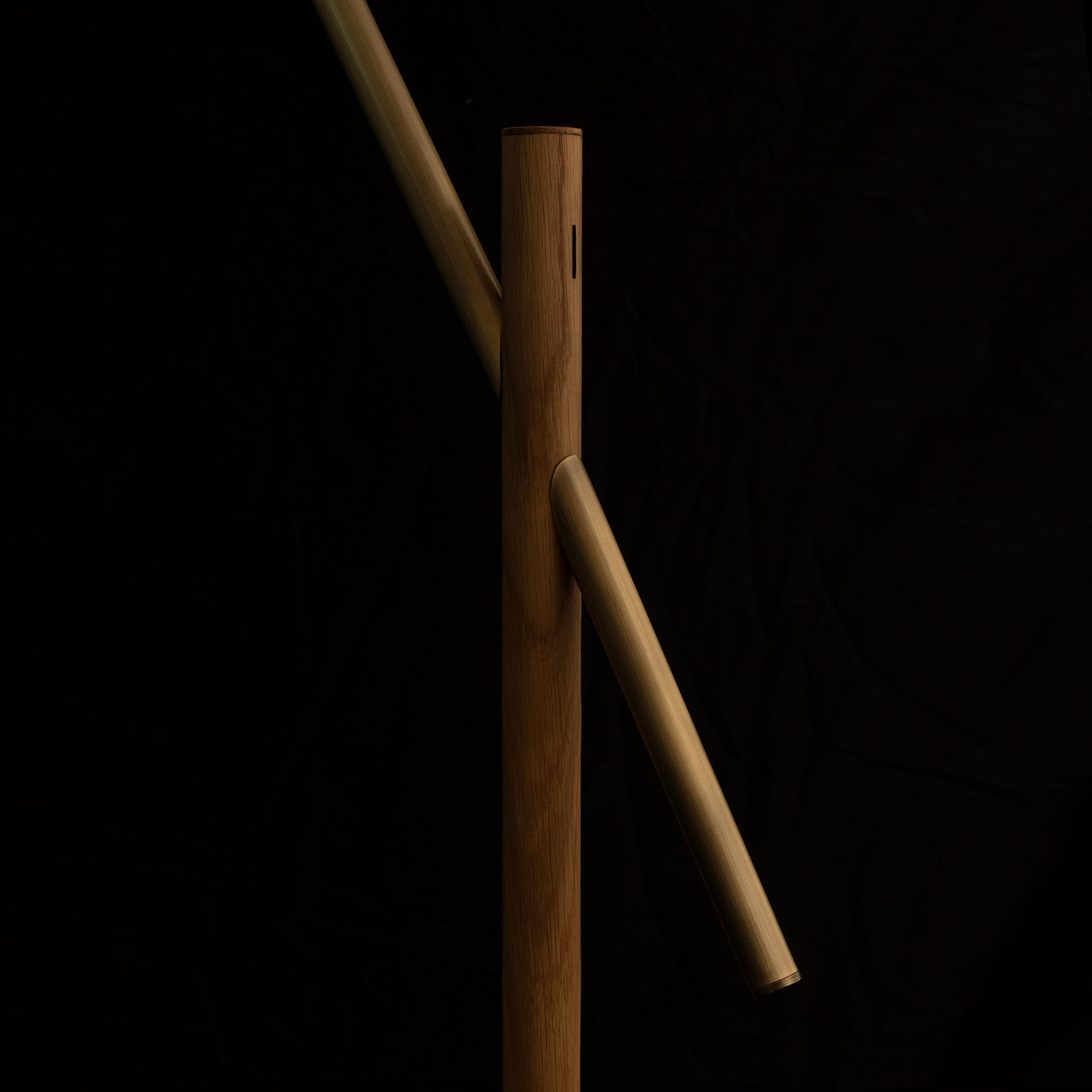 Arkivio_Lukiwe_Standing_Lamp.jpg