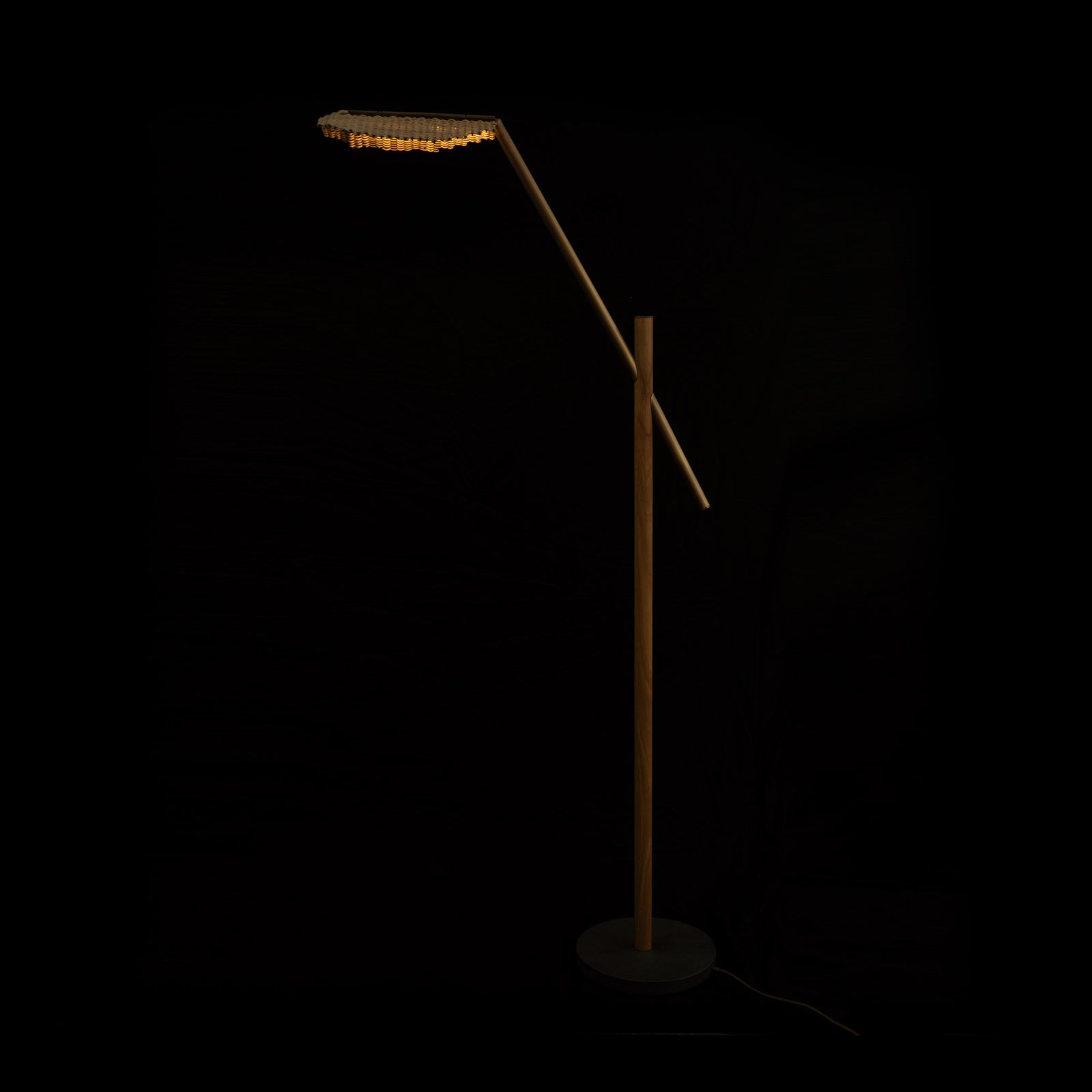 Arkivio_Lukiwe_Standing_Lamp_7.jpg