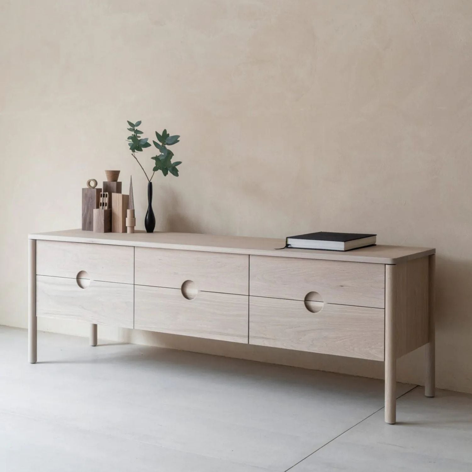 Franc_media_cabinet_side.jpg