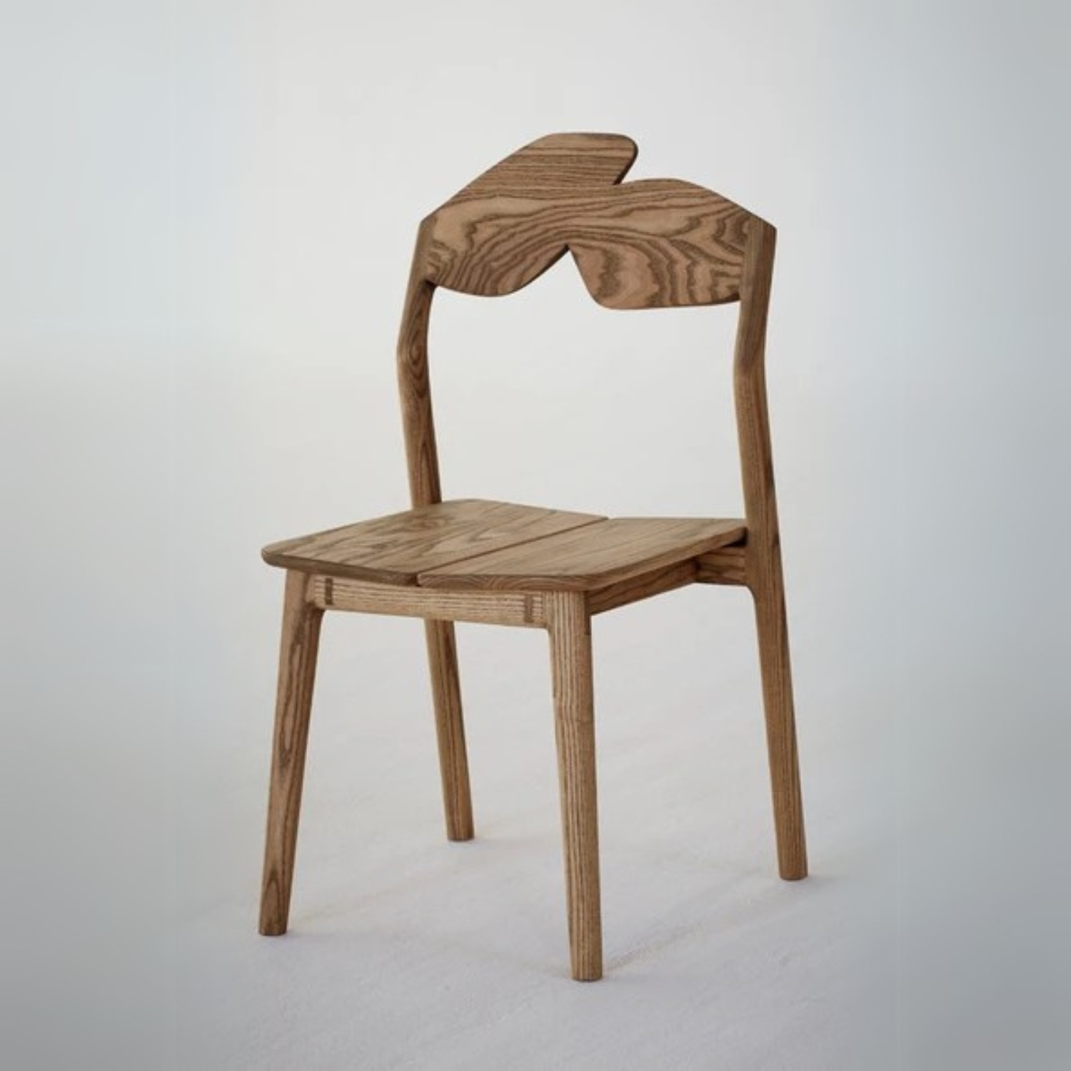 Knot_dining_chair_2.png