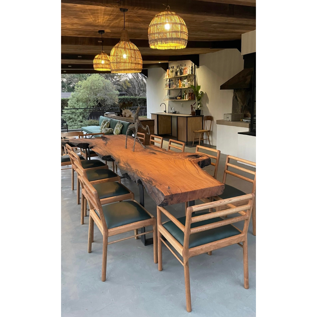 Live_edge_table_and_ithambi_chairs.png