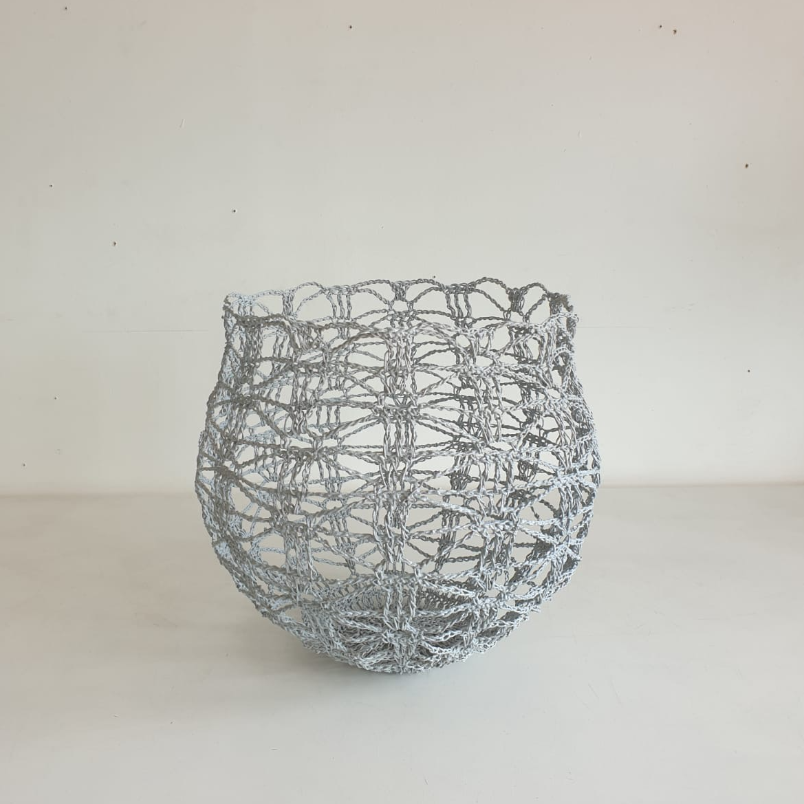 b1563a78ec59337587f6ab6397699afc%2Fbasket35x32 glass stitch pale grey.png