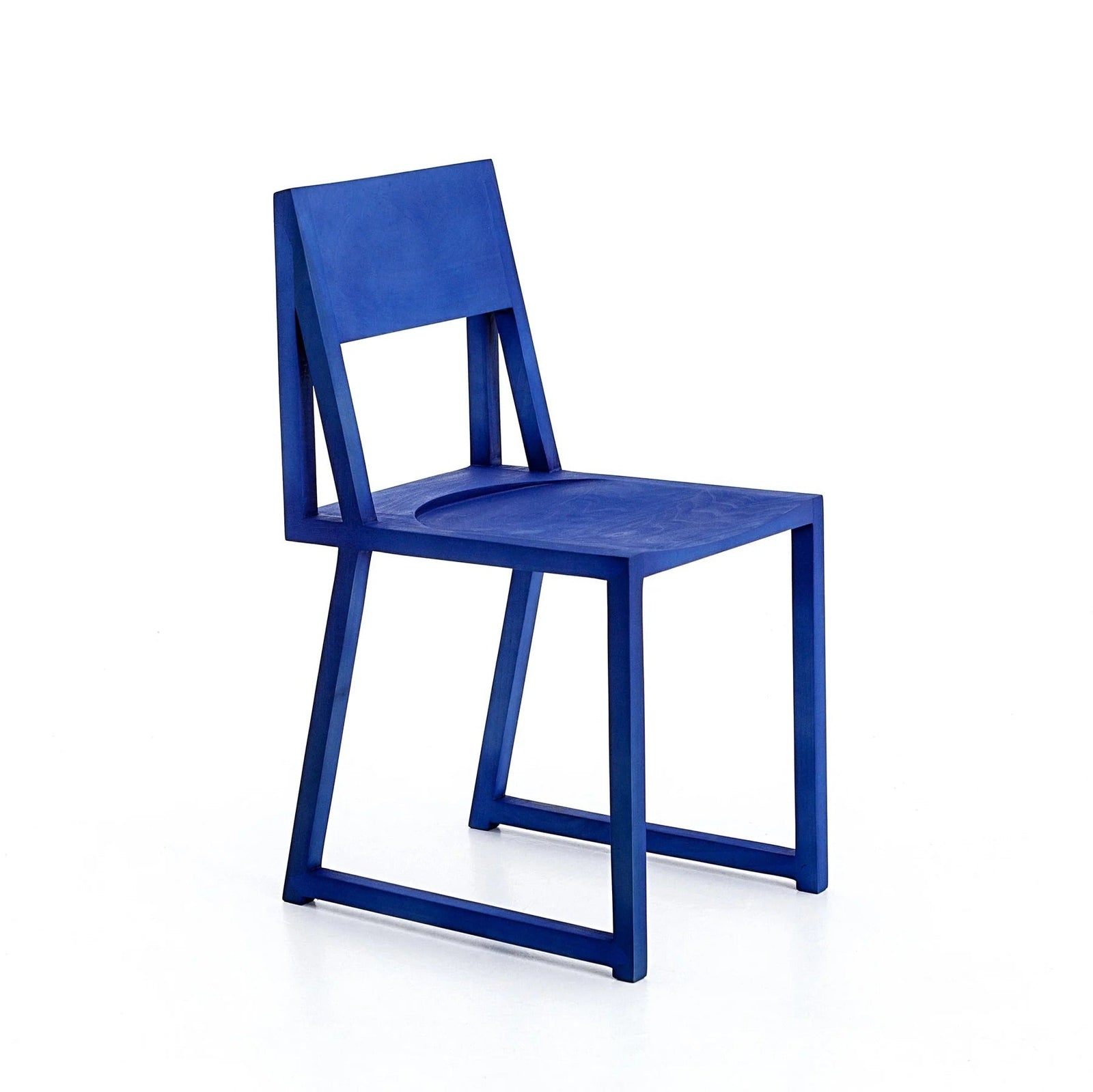 dokter-and-misses-seating-blue-chair-ultramarine-001.jpg