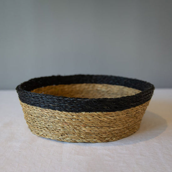 Large grass bread basket with trim color