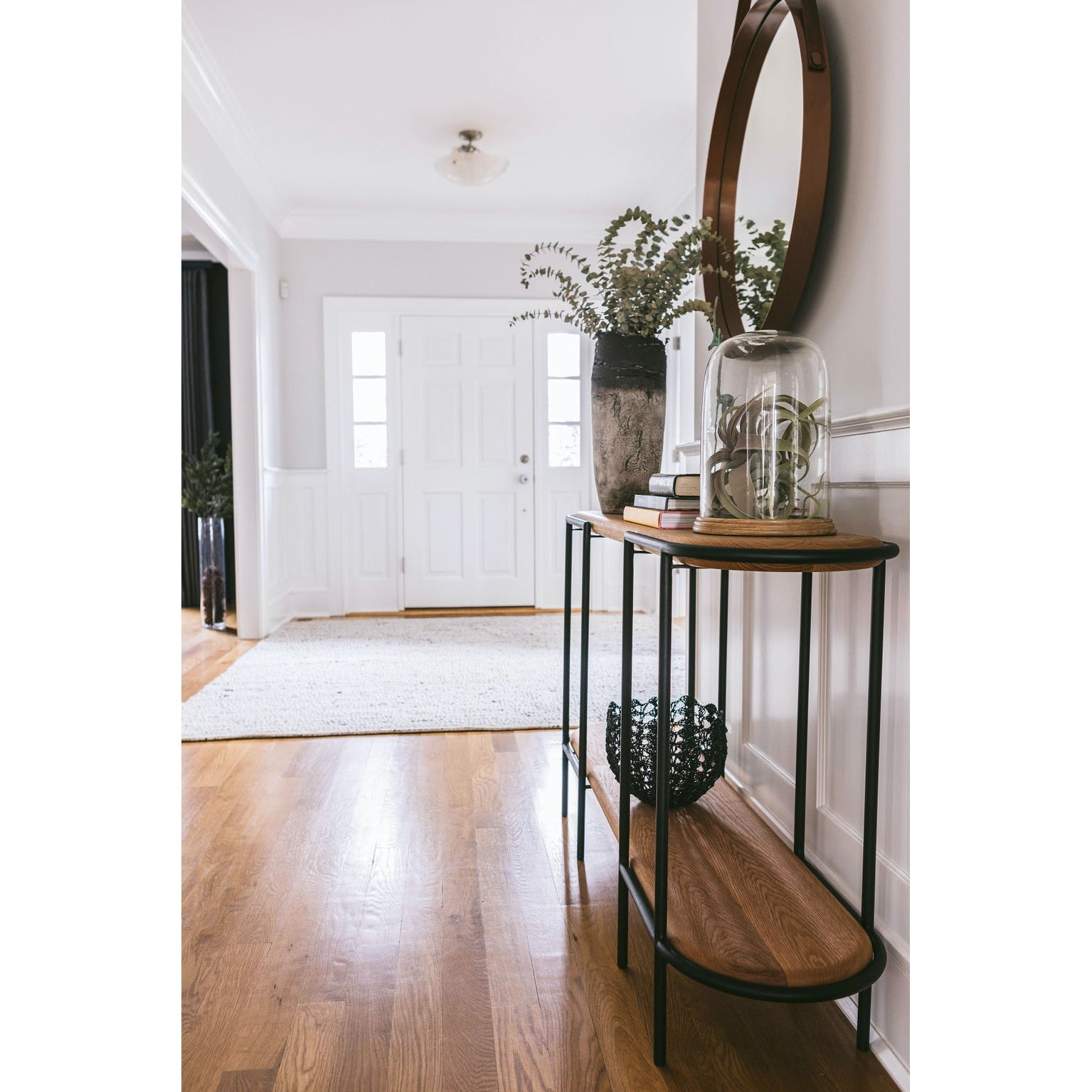 Studio19 Pill server side view .jpg