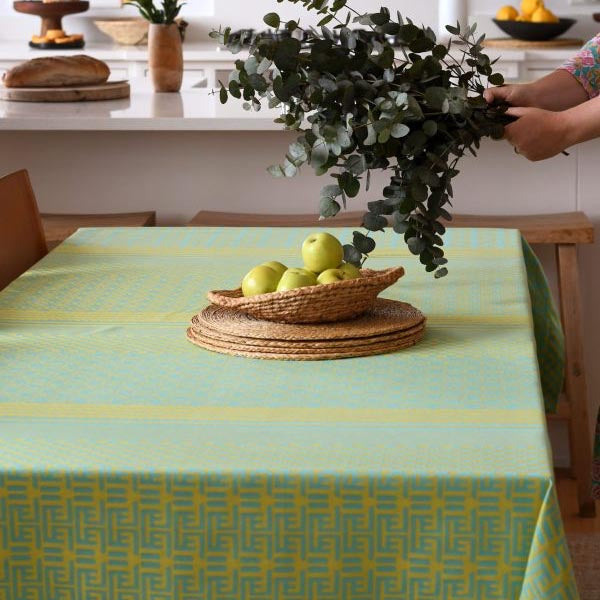lemon tablecloth.jpg