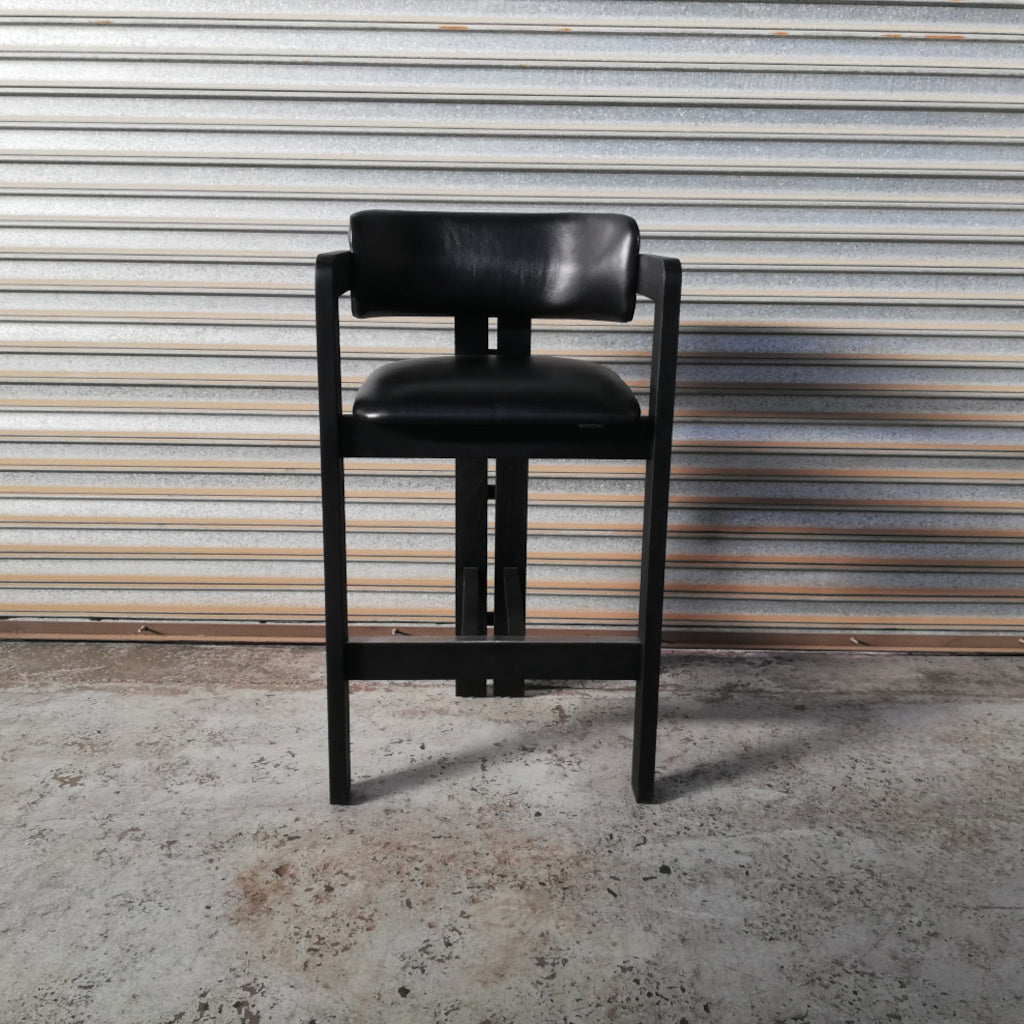 A1_stool_front.jpg