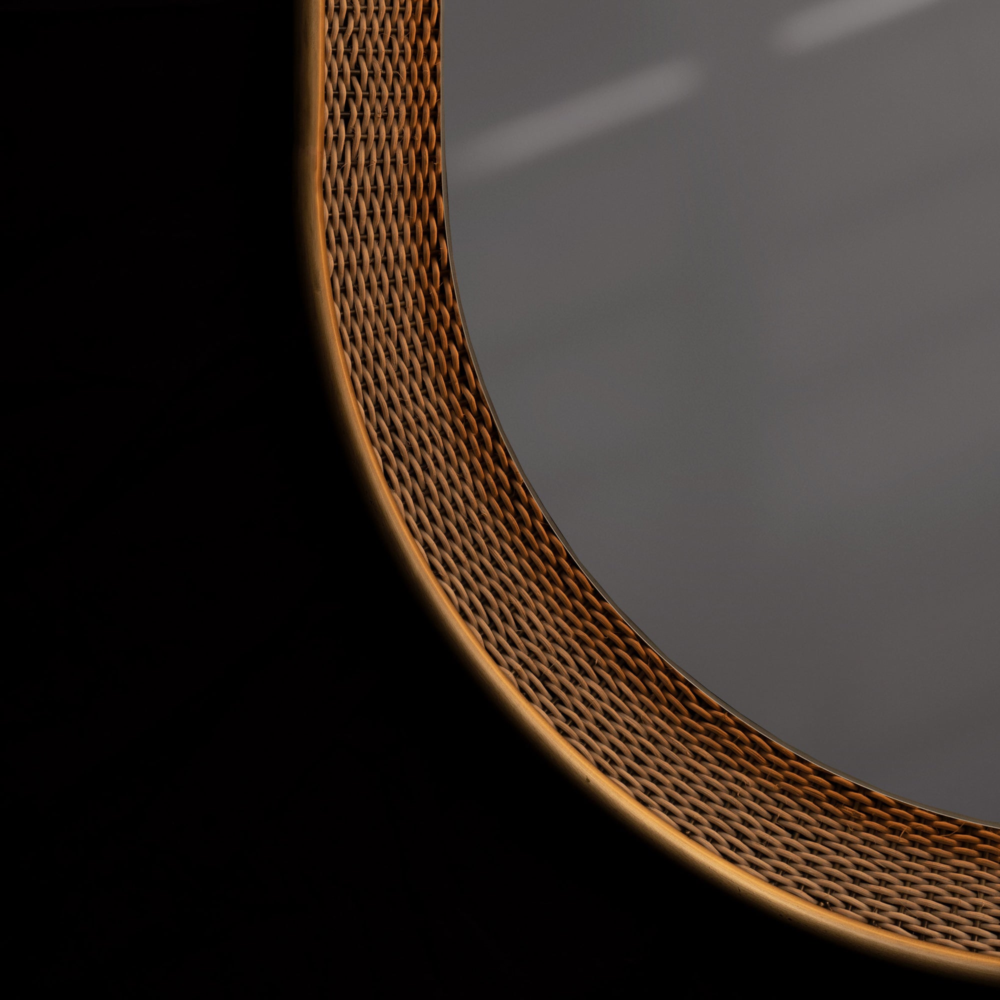 Arkivio_Lukiwe_Mirror_800x2000.jpg