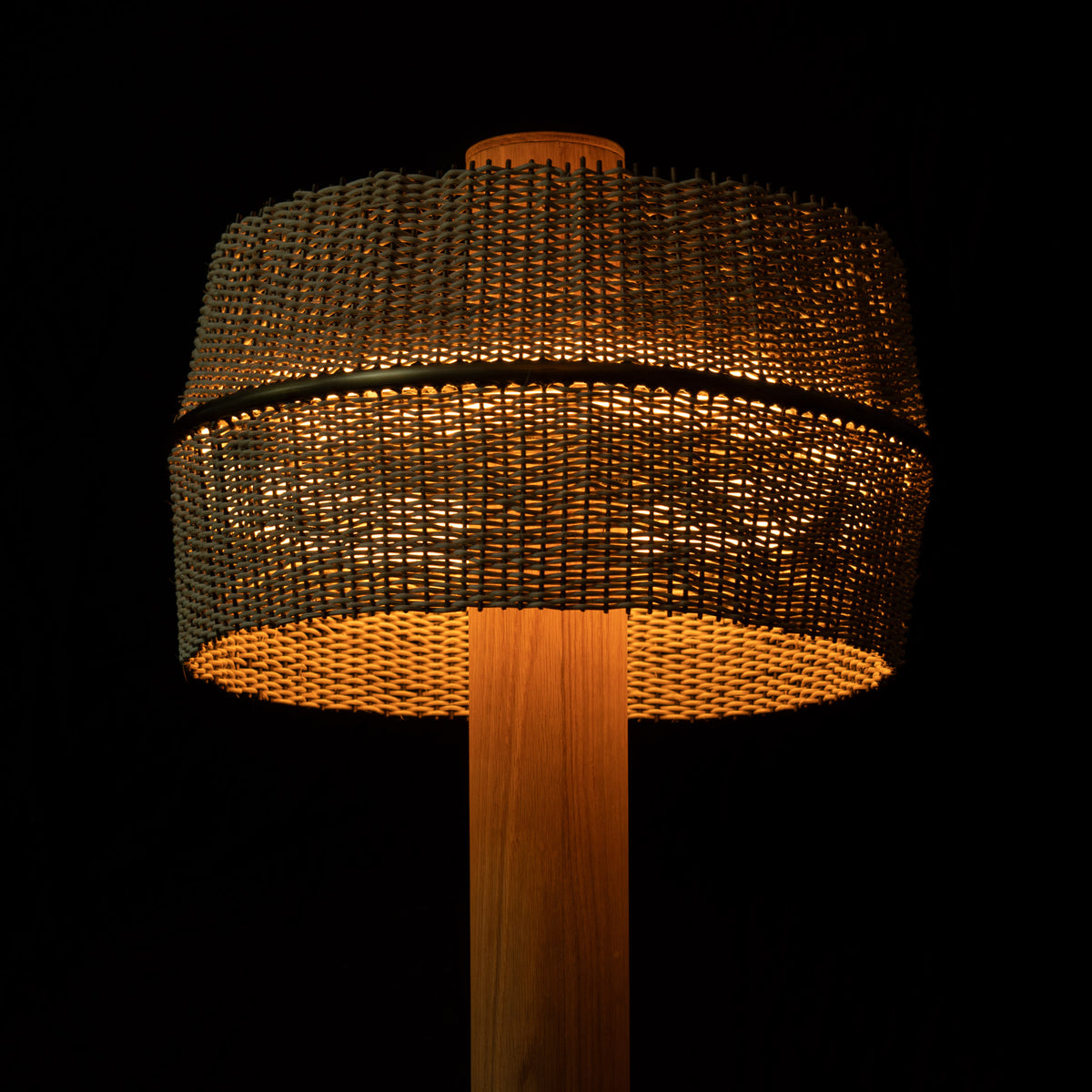 Arkivio_Lukiwe_Senga_Standing_Lamp_1.jpg