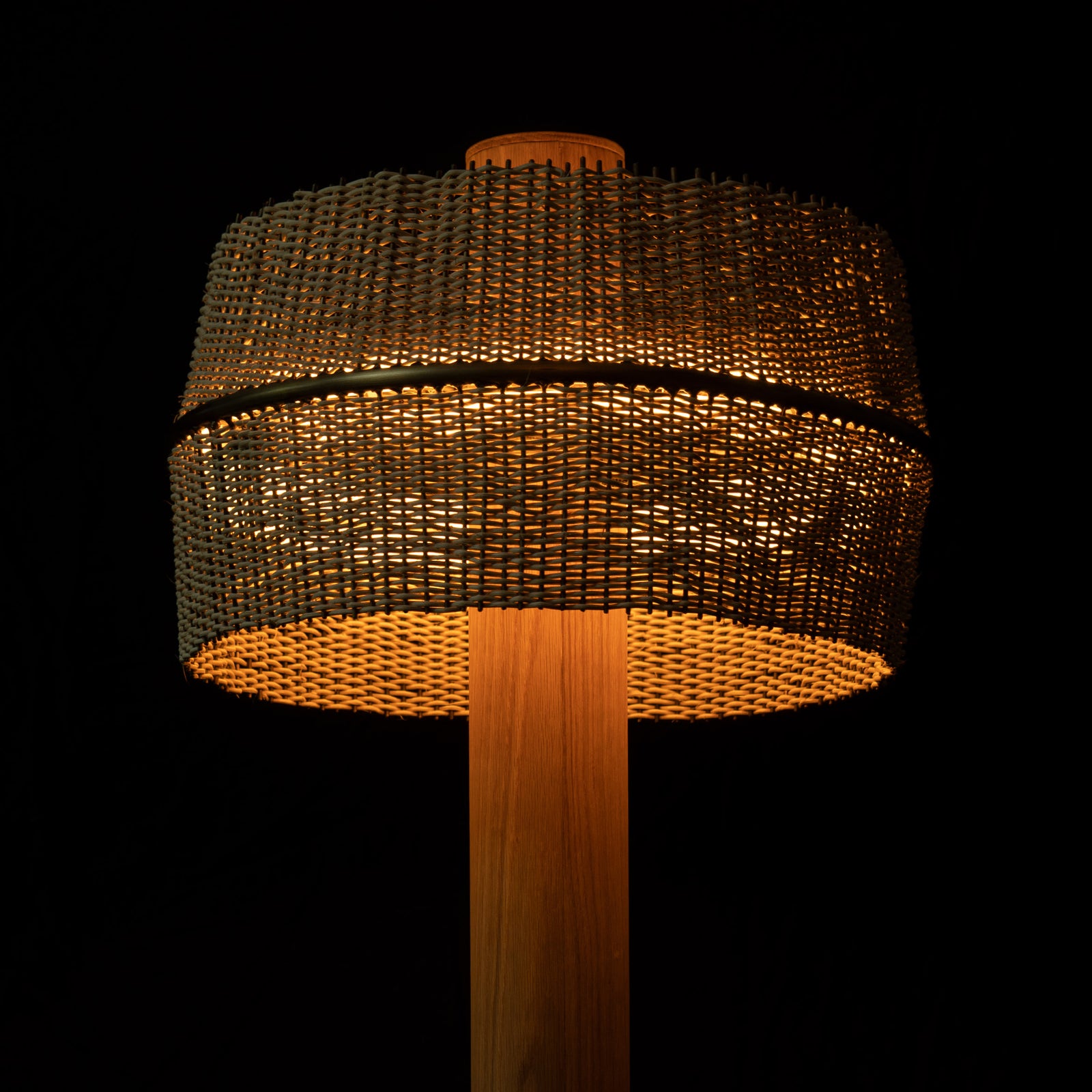 Arkivio_Lukiwe_Senga_Standing_Lamp.jpg