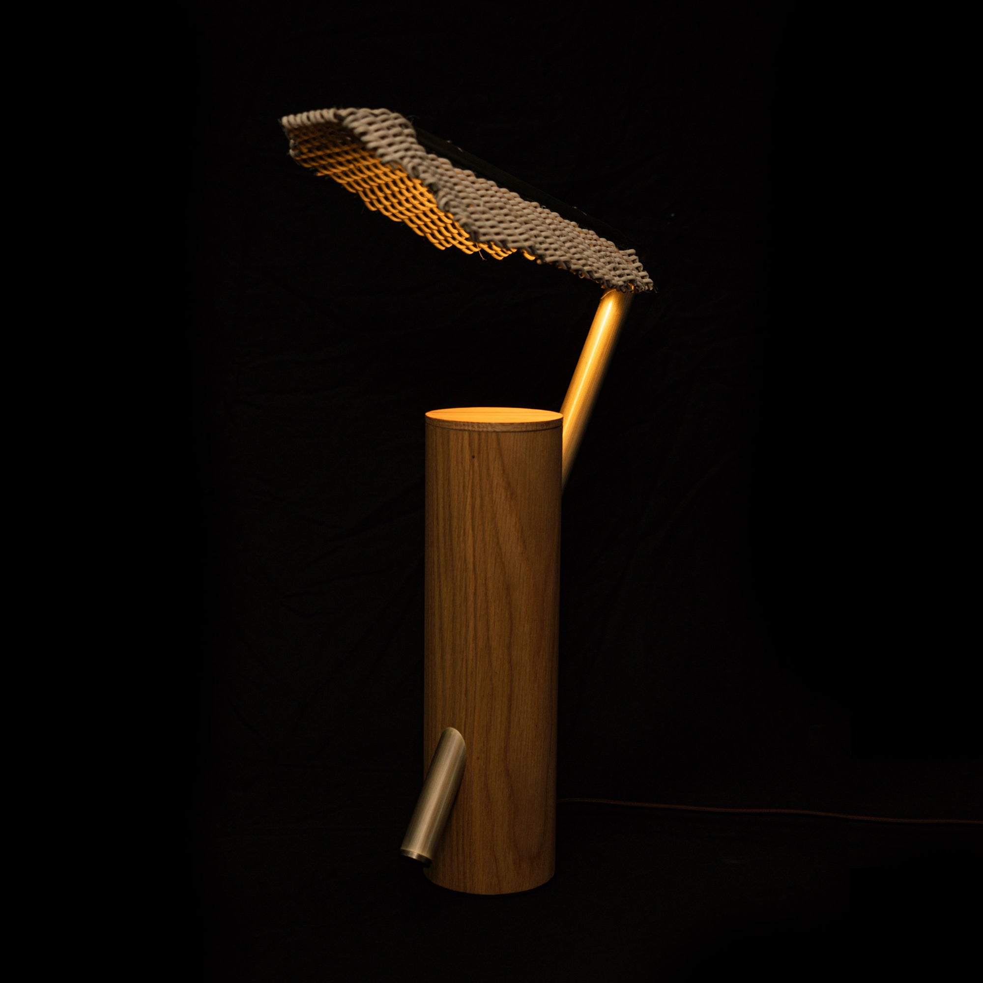 Arkivio_Lukiwe_Table_Lamp_1.jpg