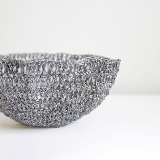 ClassicBowlGunmetalDetail_7cafe355-9170-4ec5-8c06-67db8206ee6a.jpg