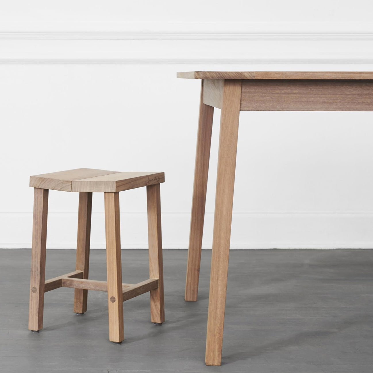 Counter_20stool_202_9f810ce4-c1ed-4ace-b172-a962f0c30e04.jpg