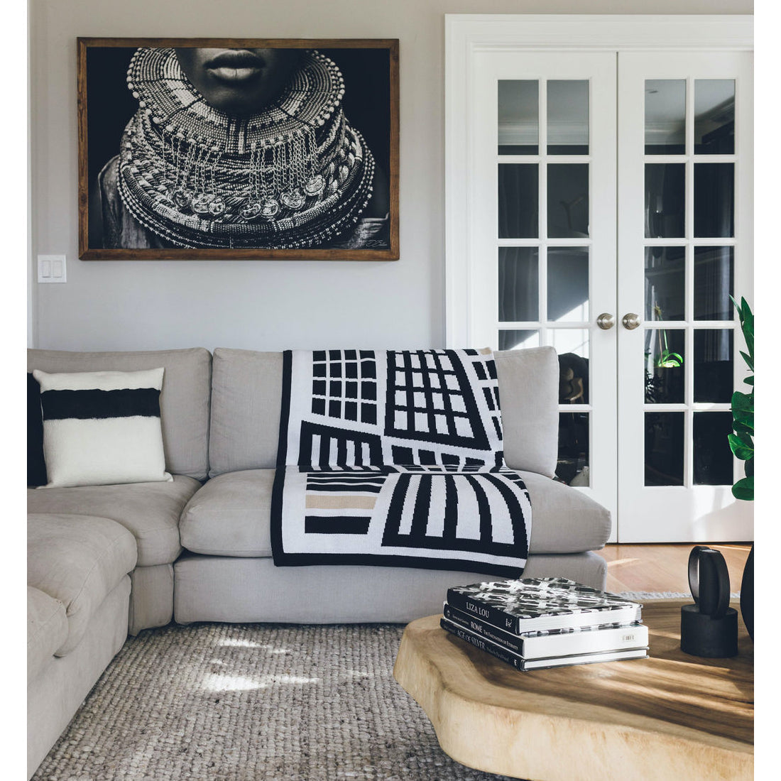 DB_20KANA_12_SMTG_20Good_20Americanah_20Throw_Krafthaus_20A-Line_20throw_20pillow_20_4fa741c7-2358-423d-a5cd-9322eda99d40.jpg