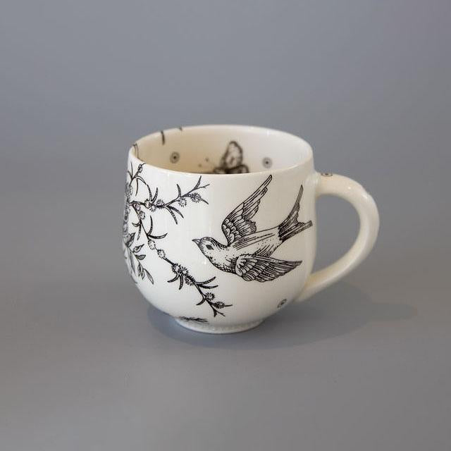 FloralBlack_2232e1a7-4e90-49a7-b2df-c87e1ada5561.jpg