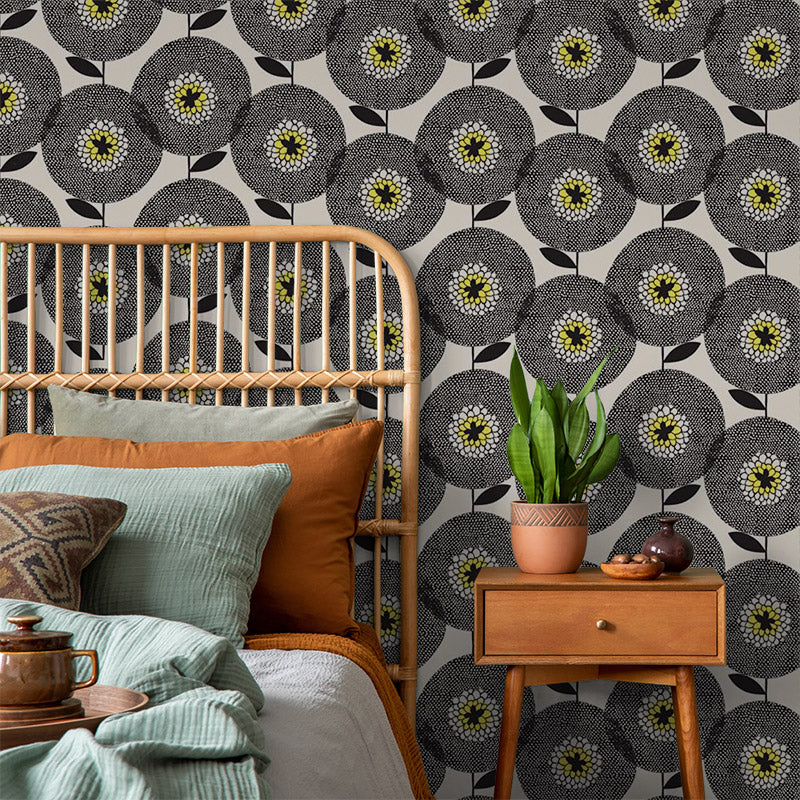 Flower Fields Penny Black wallpaper