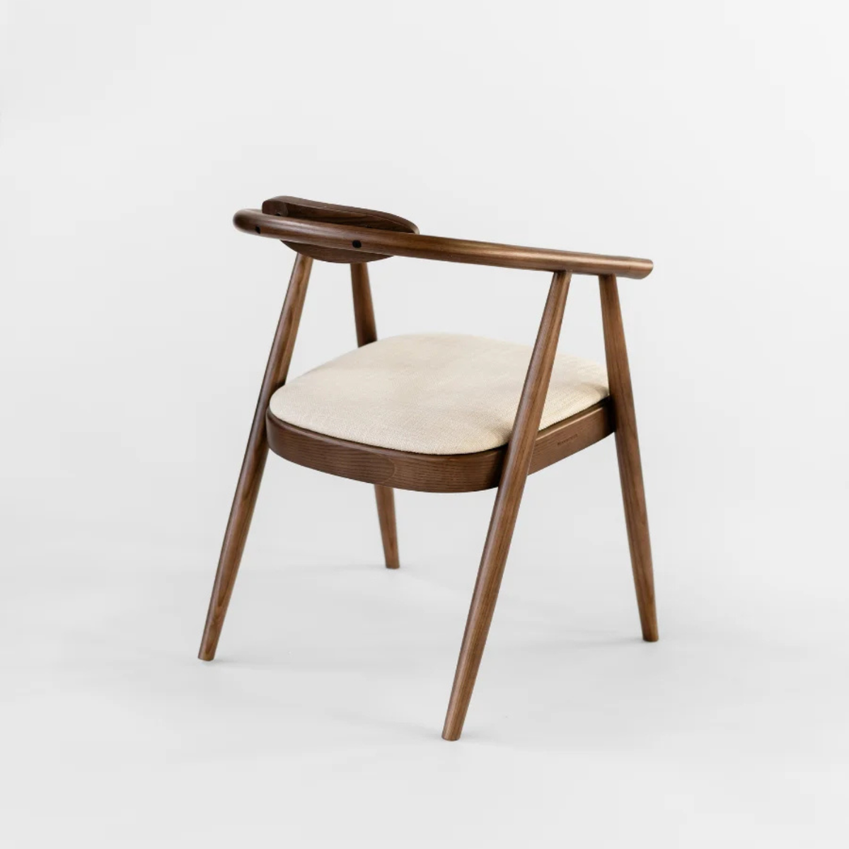 Flynn_Chair_3.png