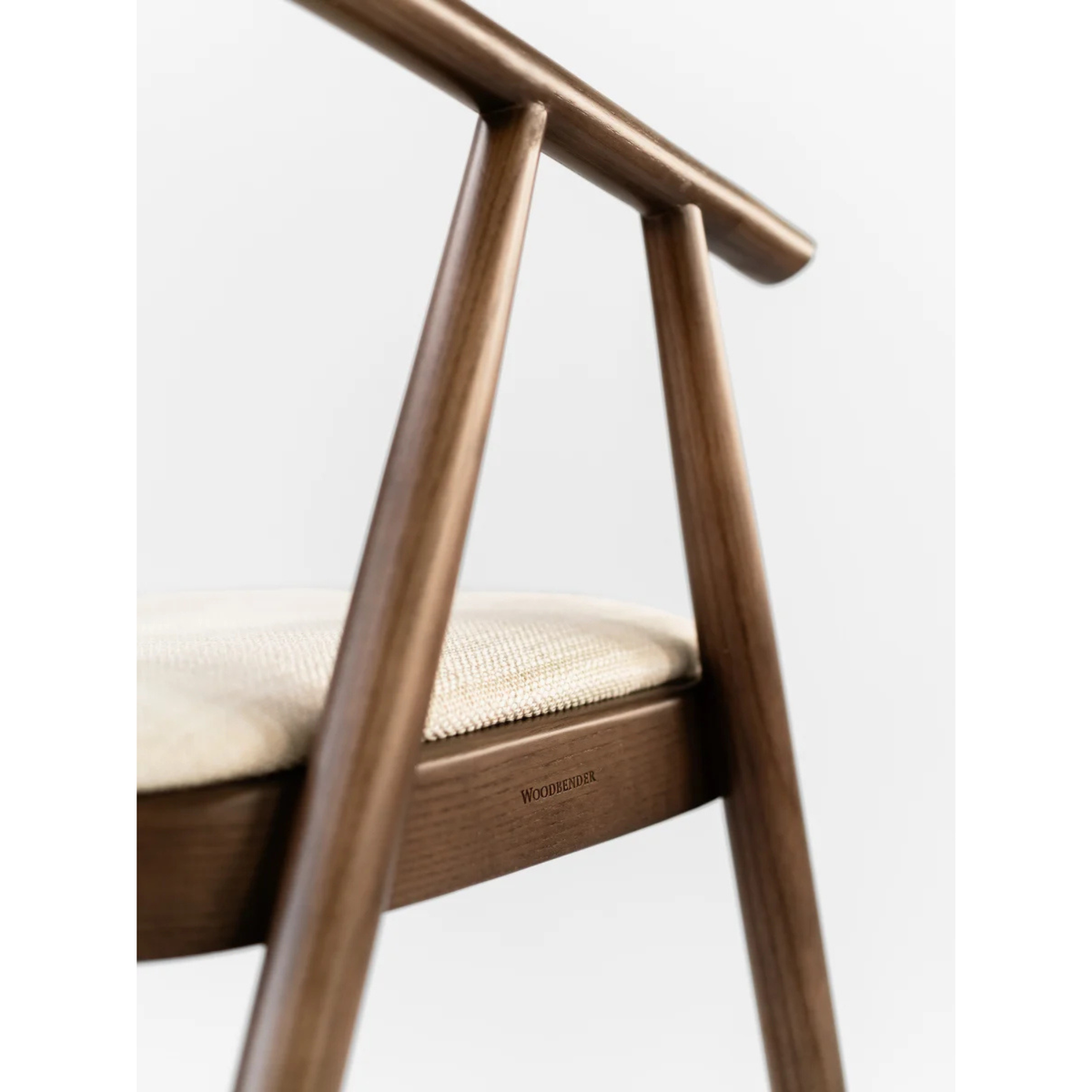 Flynn_Chair_5.png