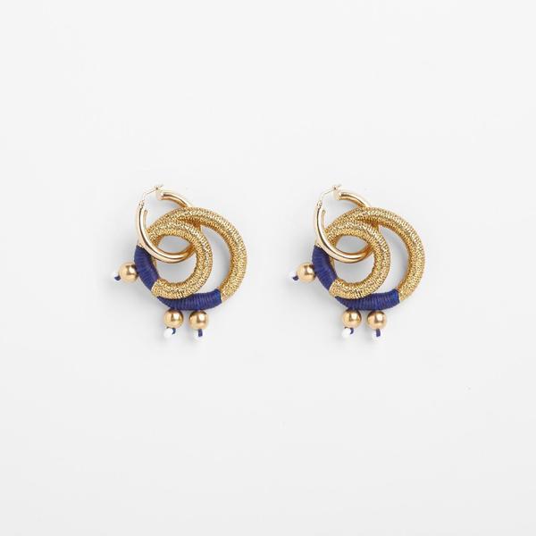 Gravity_Gold_Earrings_PICGRAV_Habibi_grande_600x_bba6aa3d-857c-47d1-8092-088309cb5203.jpg