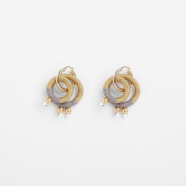 Gravity_Gold_Earrings_PICGRAV_Habibi_grande_600x_bba6aa3d-857c-47d1-8092-088309cb5203.jpg
