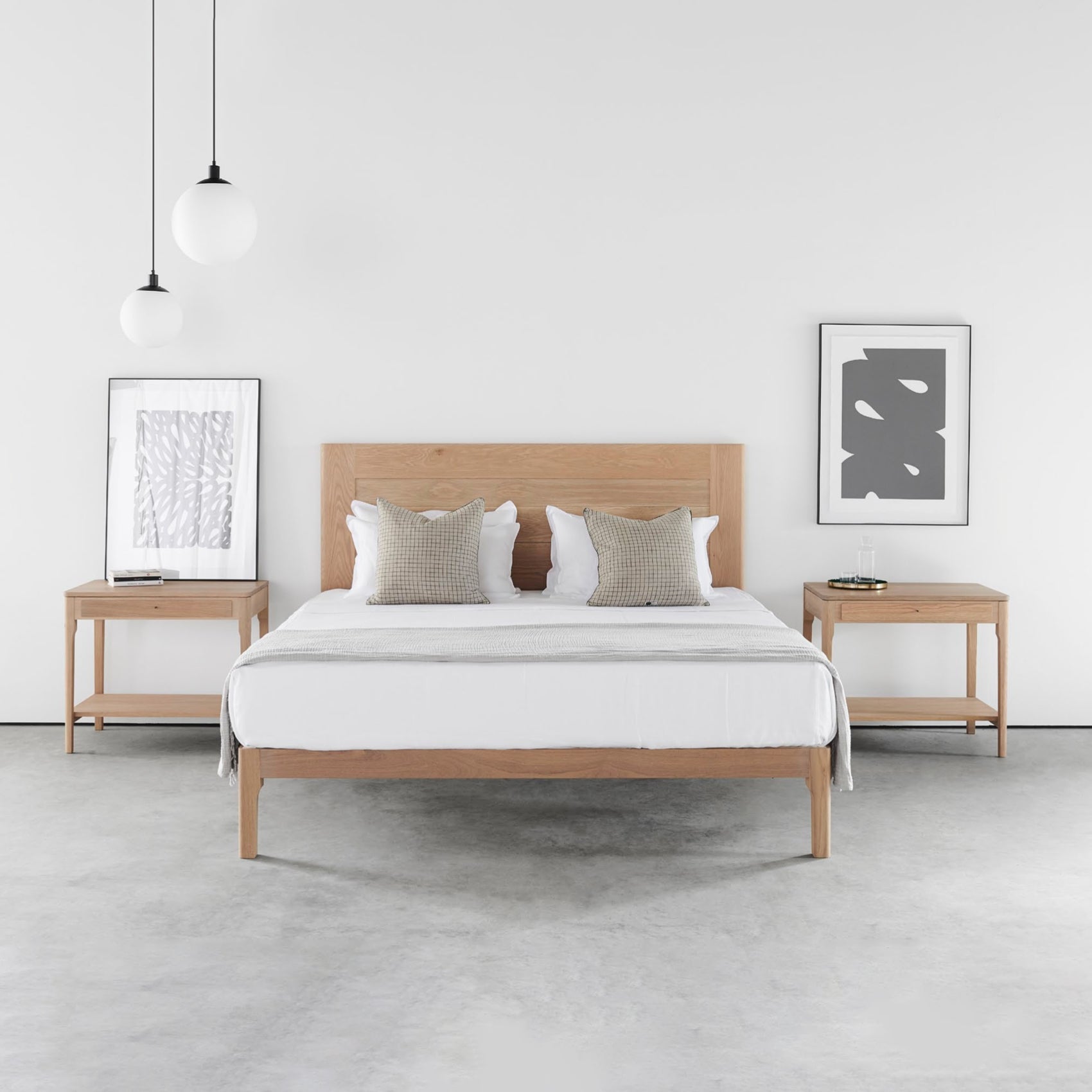 Harris Bedside Table oak grey oil.jpg