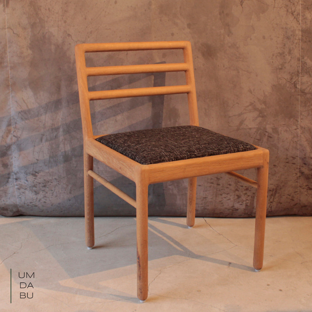 IthambileChair2.jpg