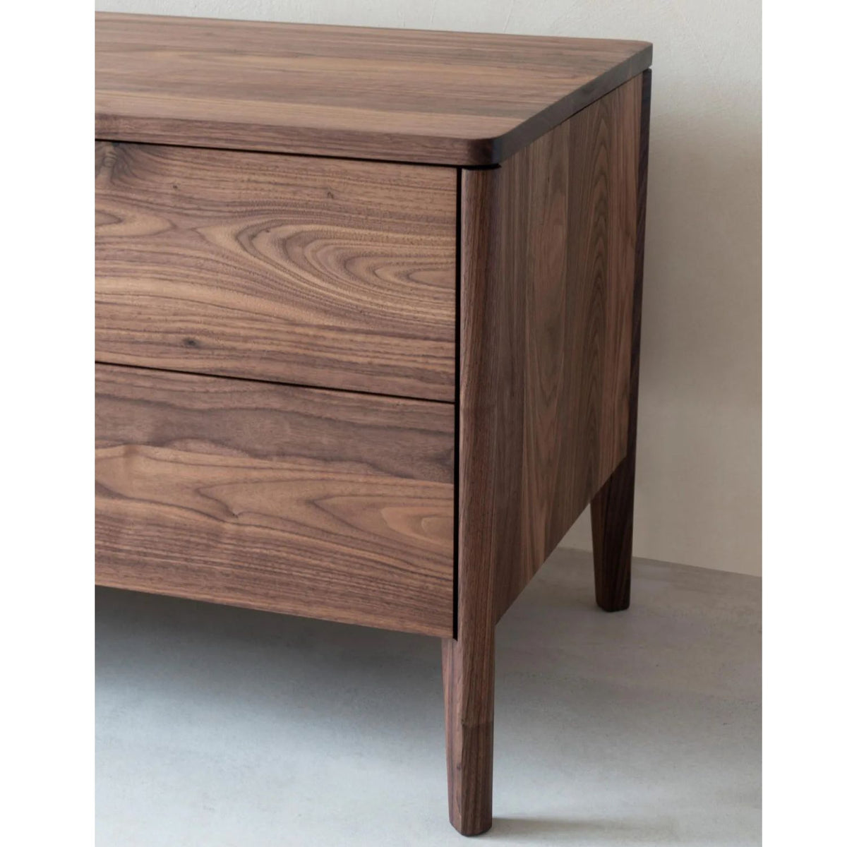 Ivor_media_cabinet_detail.jpg
