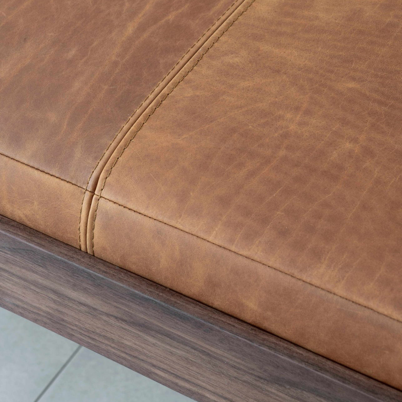 Ivorbenchleatherdetail.jpg