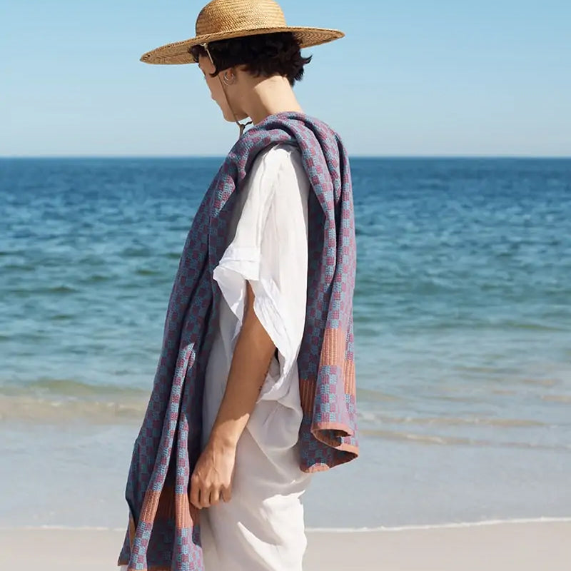 Jellyfishlifestyle2_72f33ee9-4490-4bba-8a9d-568bb4bf0f7a.jpg