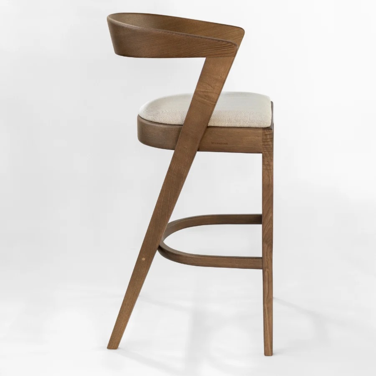 Kariba_bar_stool_5.png