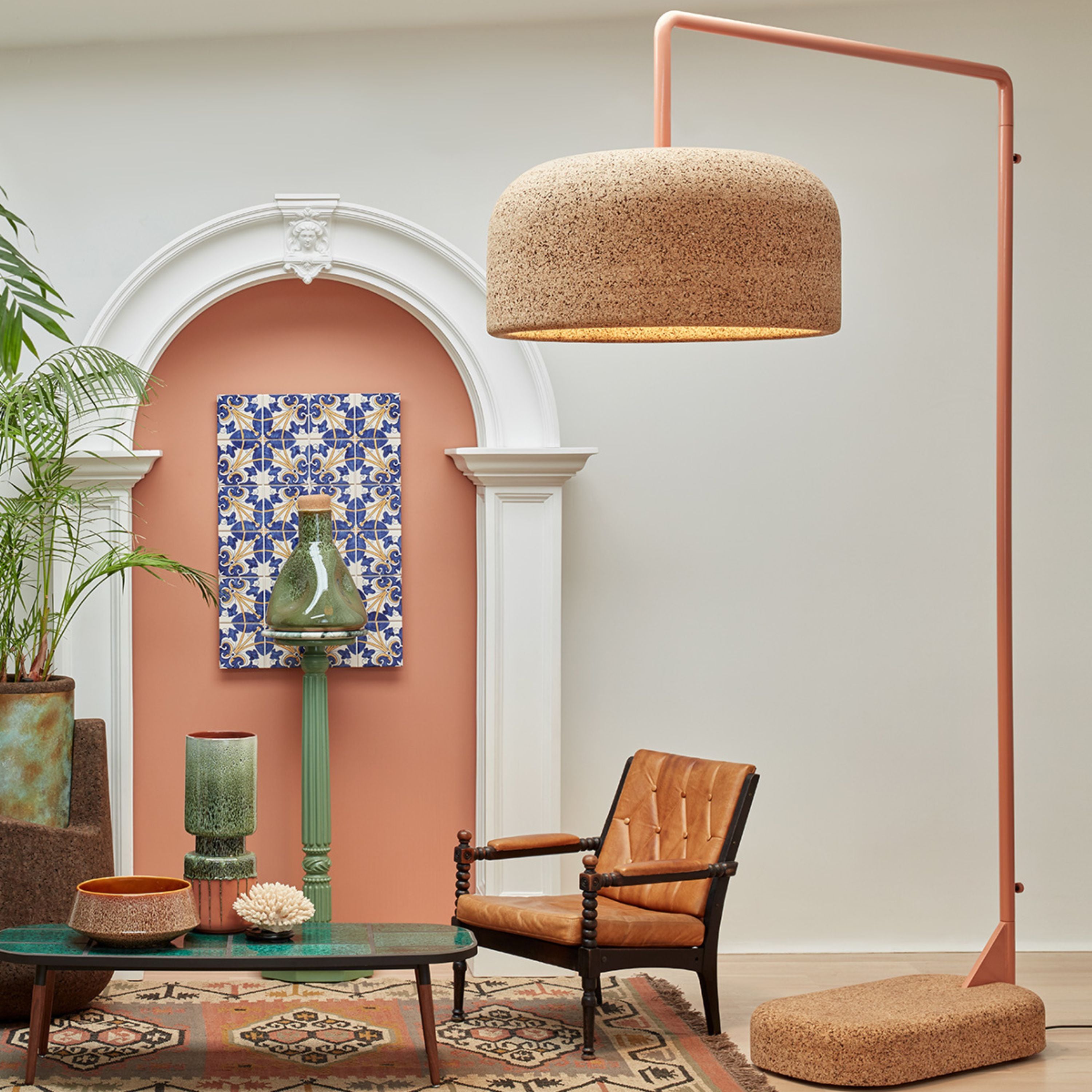 Large_light_cork_pendant_standing_lifestyle.jpg