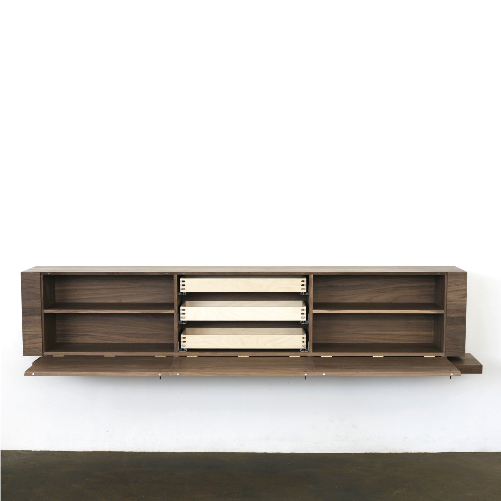 Log_20server_20Interior_20Walnut_20with_20drawers.jpg