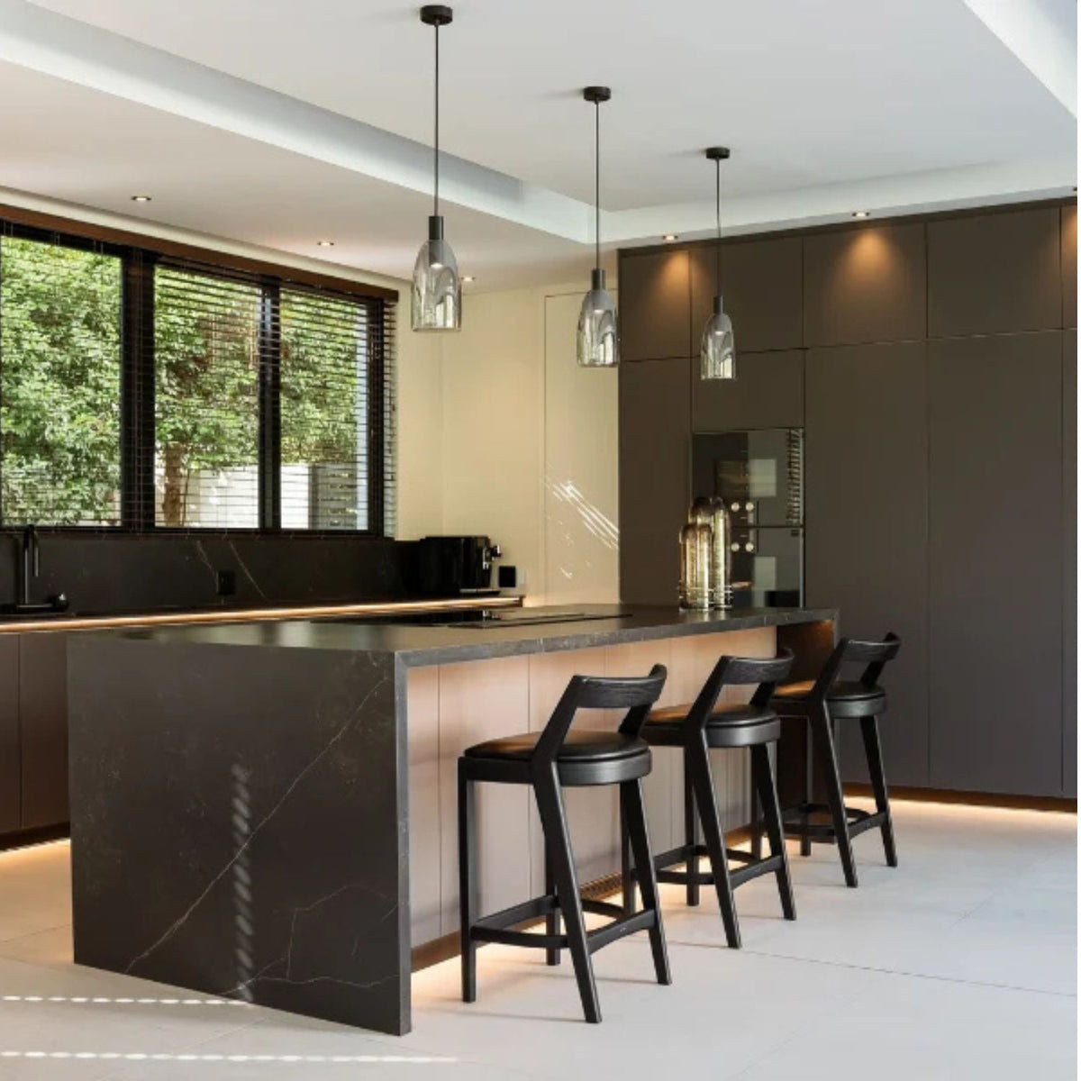 Makuti_bar_stool_insitu_.jpg