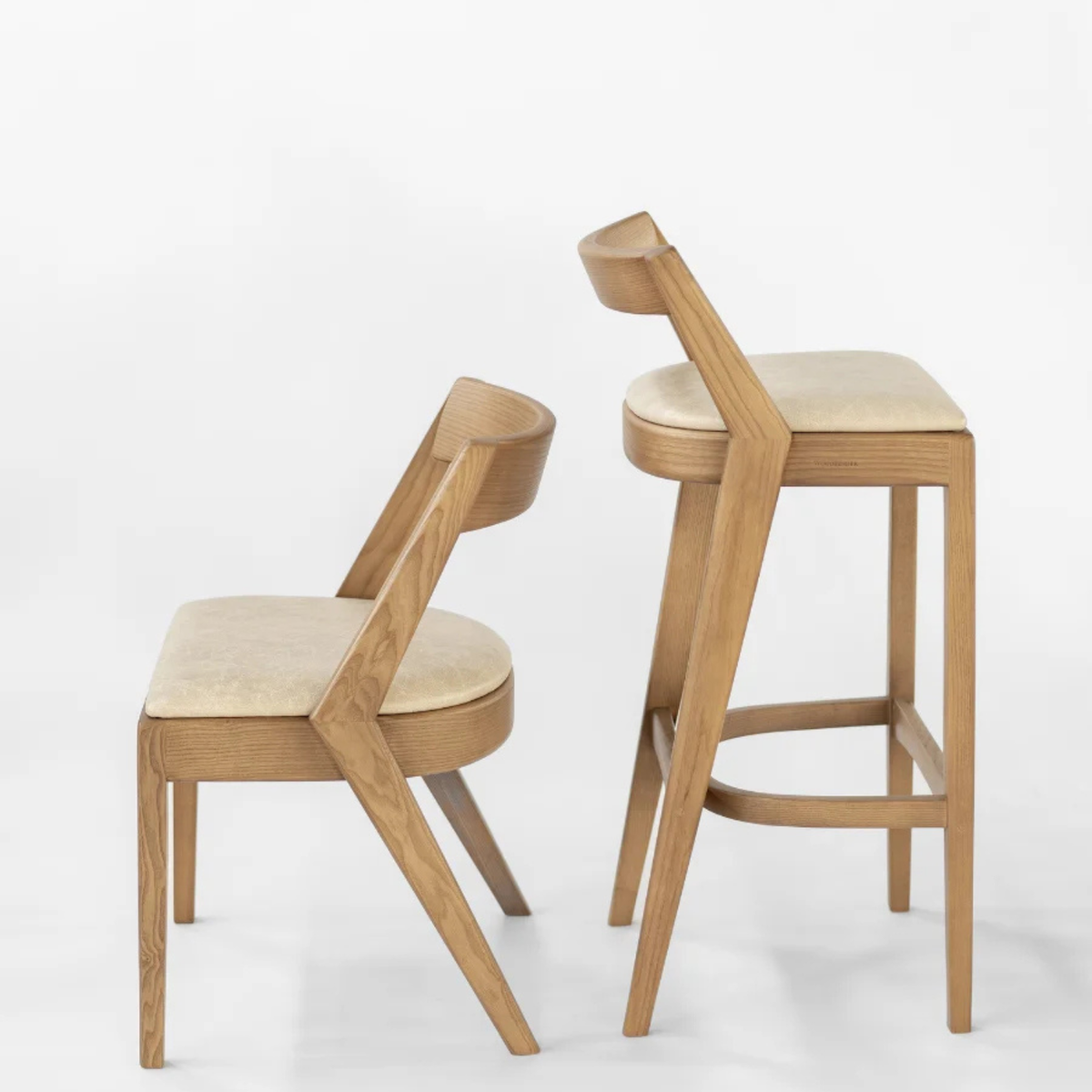Makuti_stool____chair.png