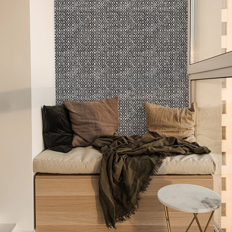 Maya2_wallpaper-textured-black-01-Insitue.webp