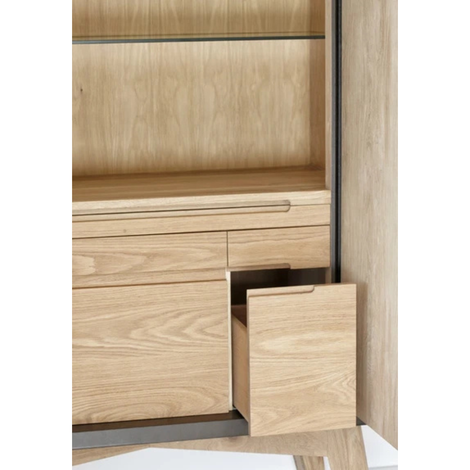 Mud Drinks Cabinet