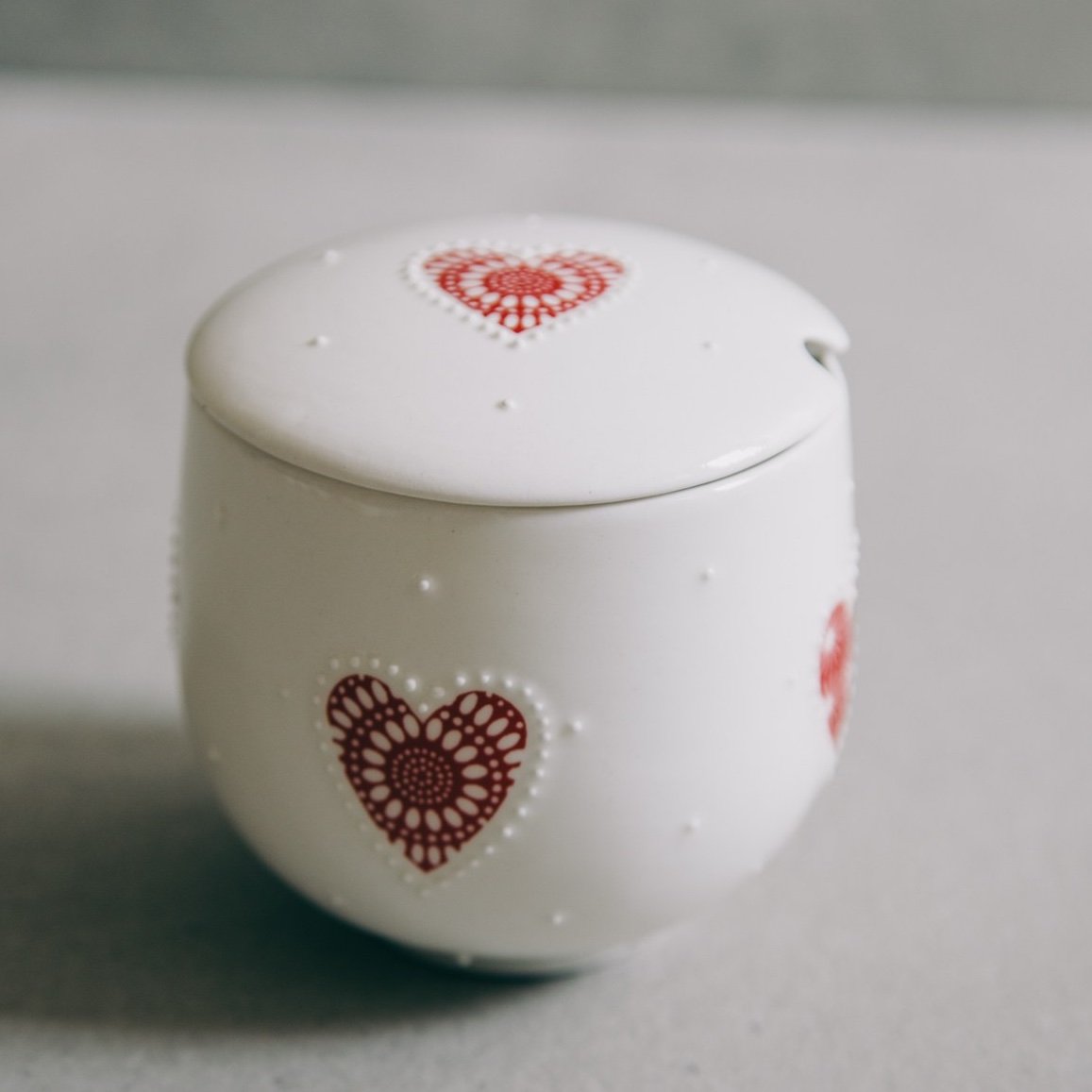 Sugar_20bowl_20red_20heart_87d30a68-8209-49b2-a307-e90f0b1da9b5.jpg