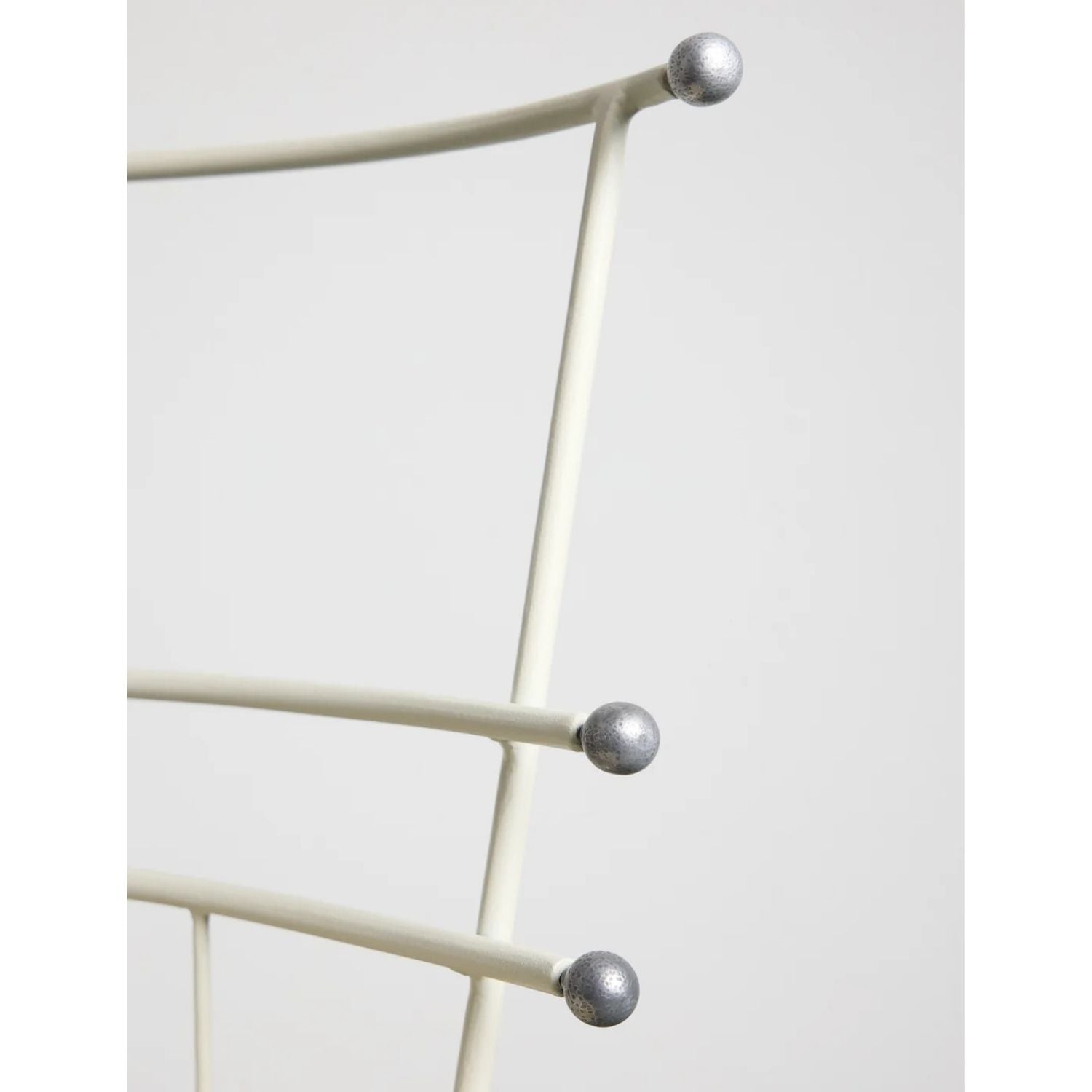 Sun_Singer_Chair_Beaten_aluminium_detail.jpg