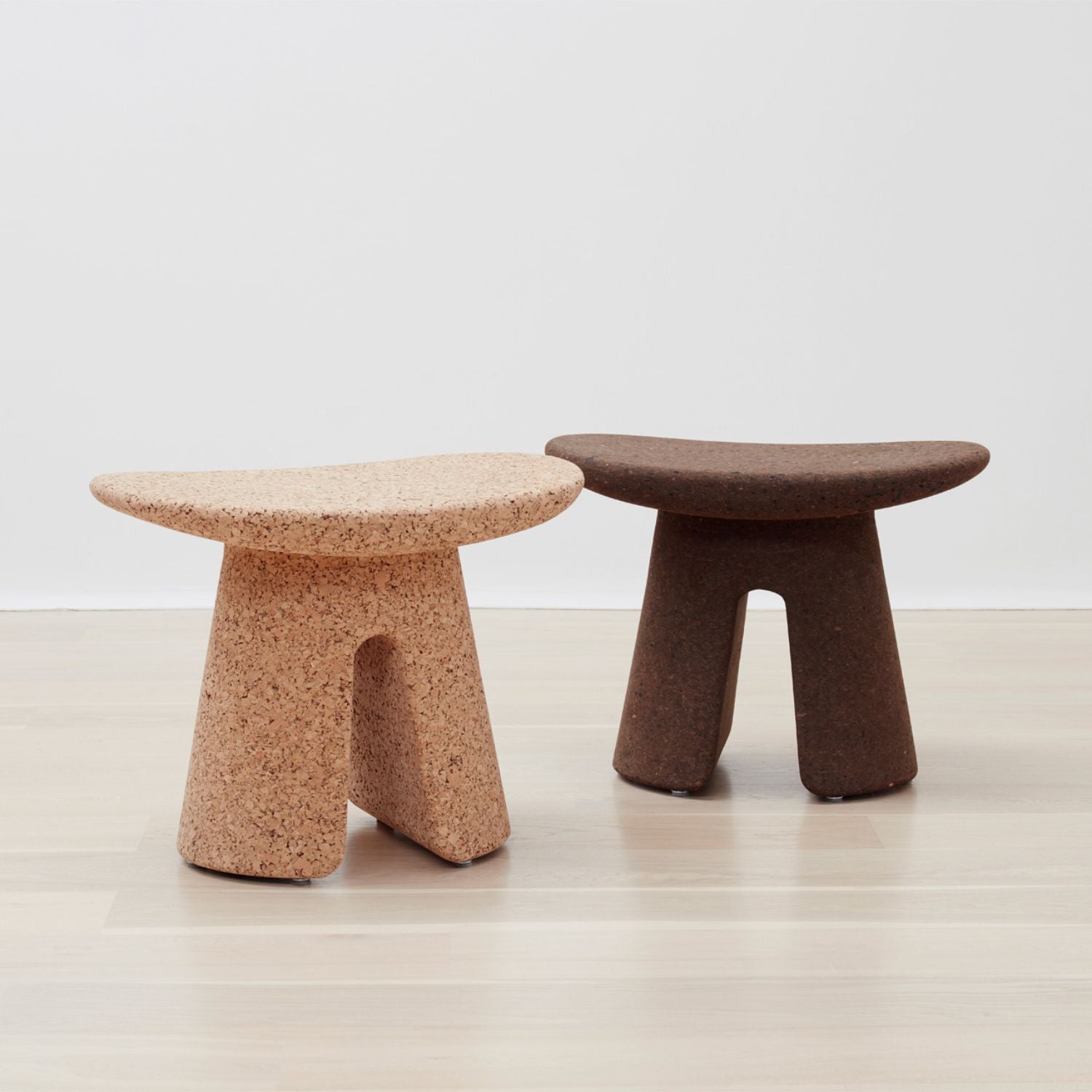 Tonga_chair_large_duo.jpg