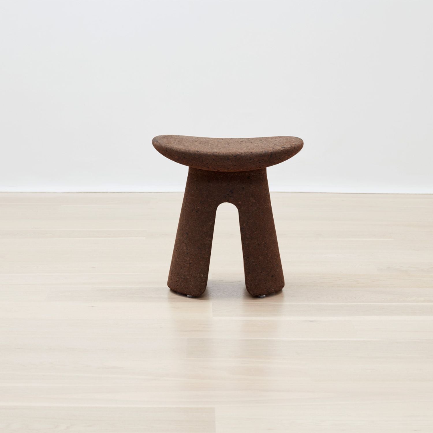 Tonga_chair_small.jpg