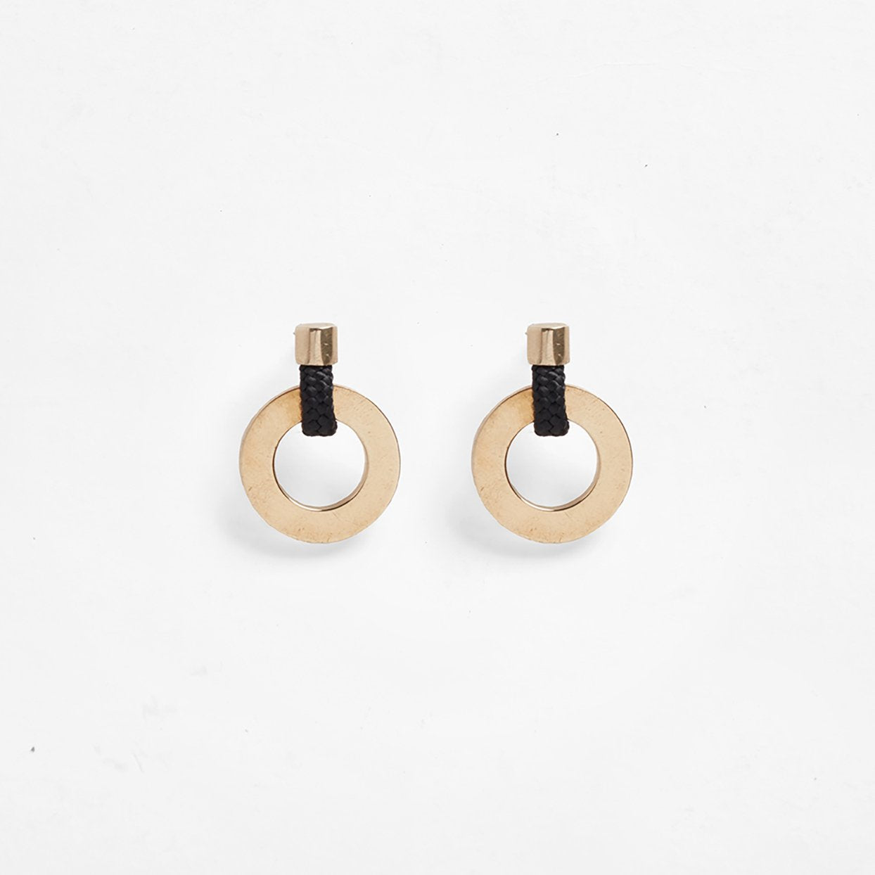 b1563a78ec59337587f6ab6397699afc_2Fnoor_earrings_black_PICNOO-E-BK_LR_2000x_765aa451-0434-4222-b761-c44c27c097fc.jpg