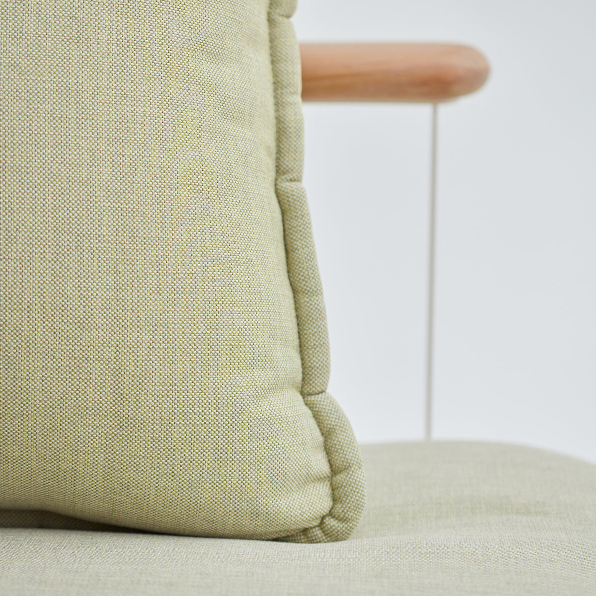 Swartberg Sofa 2 seater with table