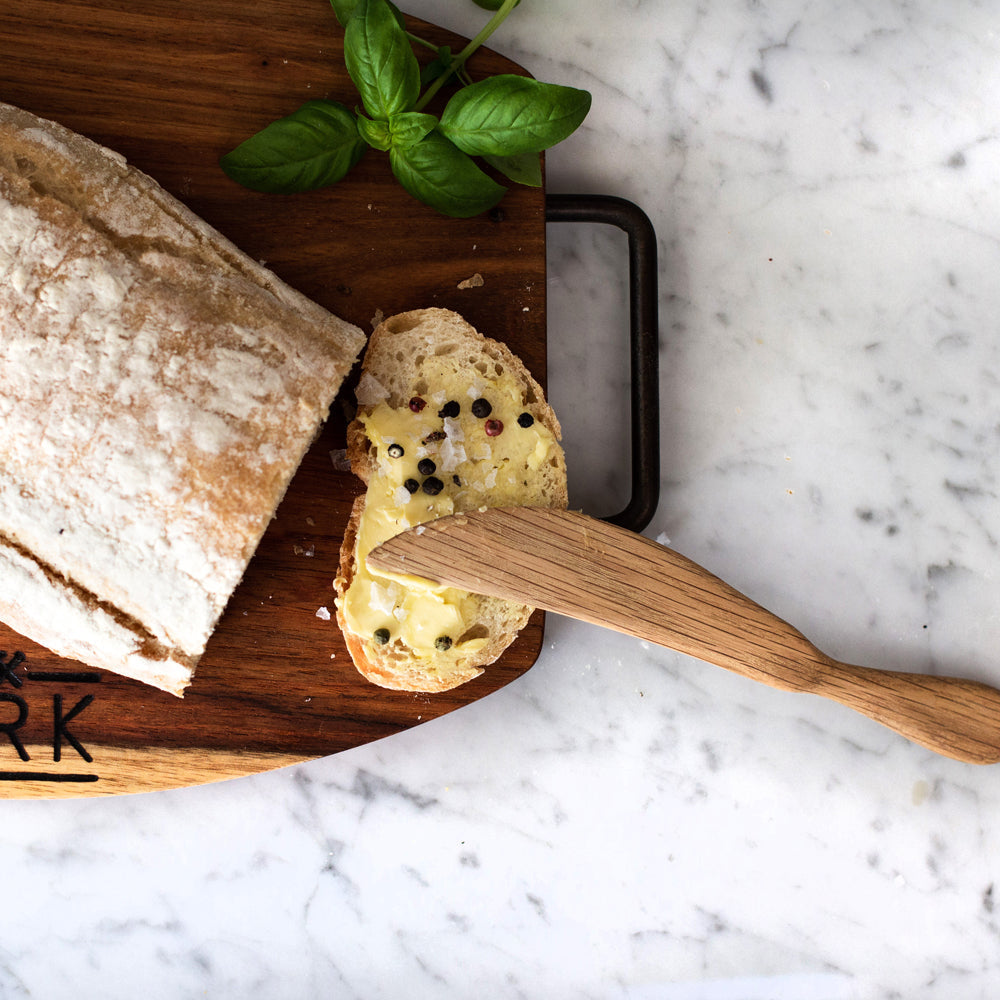 slim-knife-board-styled_1296x_0a381244-b253-4aab-a9e1-c48e0712954b.jpg