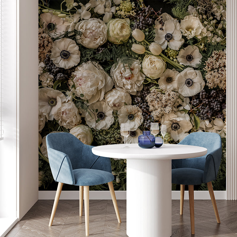Queens Bouquet Wallpaper