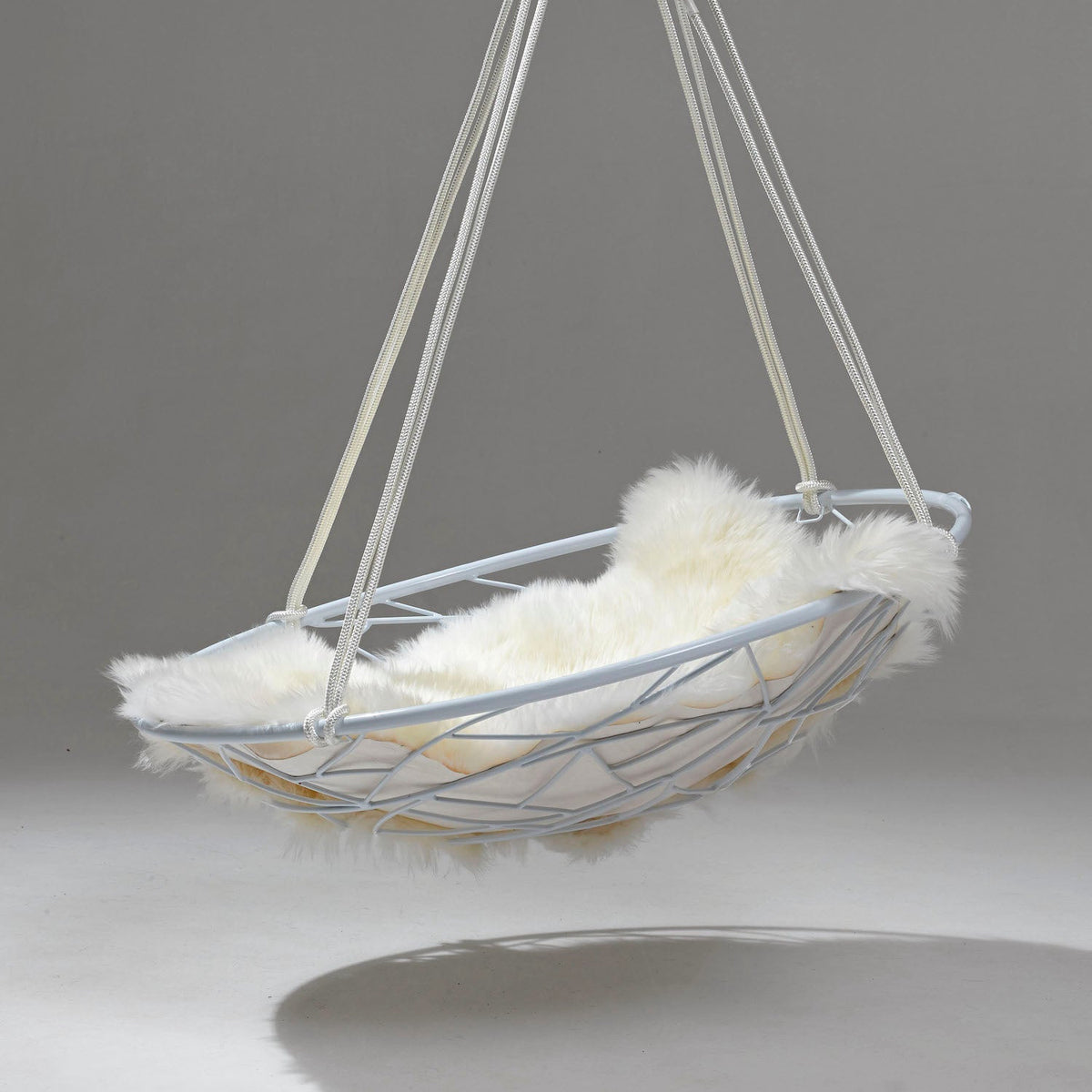 Basket_twig_hanging_swing_chair_10..jpg