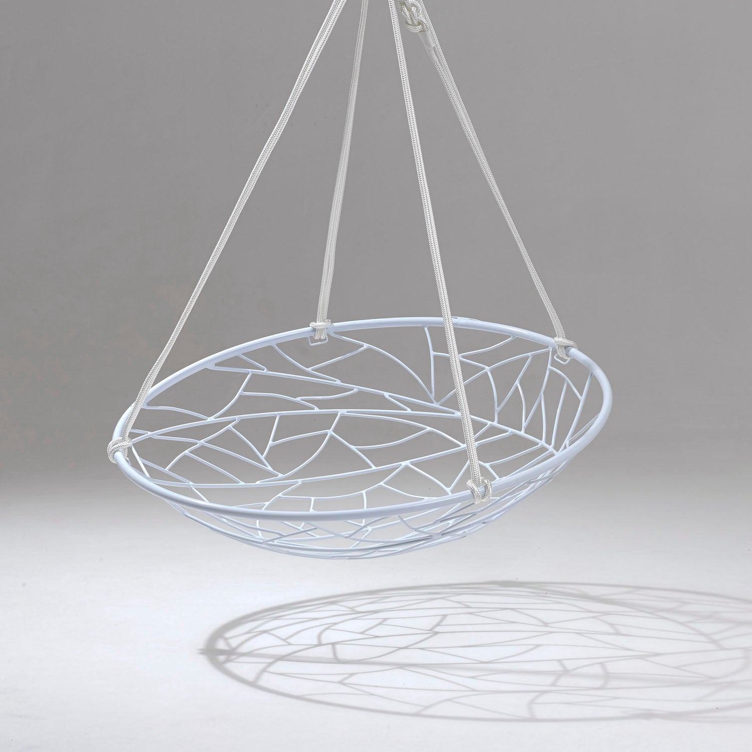 Basket_twig_hanging_swing_chair_2.jpg