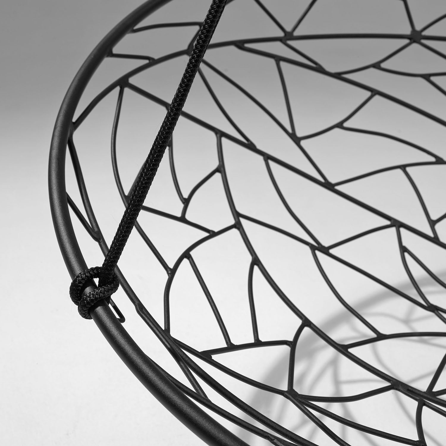 Basket_twig_hanging_swing_chair_5.jpg