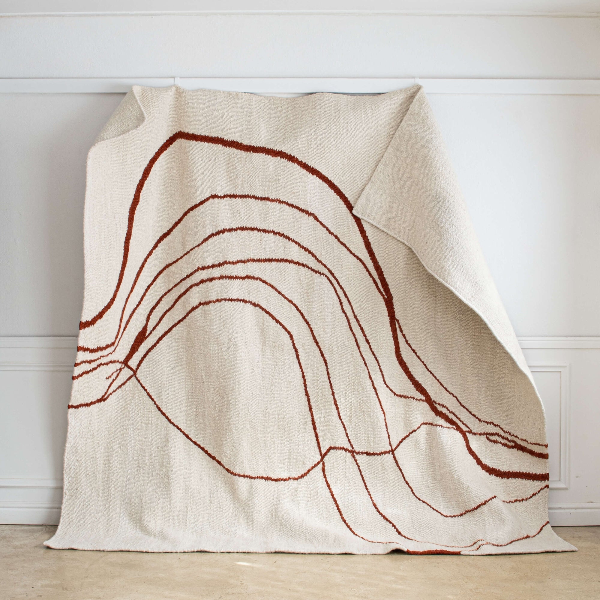 Coral_20__20Hive_20Lucid_20karakul_20wool_20rug_6ee5aa93-5784-4c43-86a1-d9beae4df10f.jpg